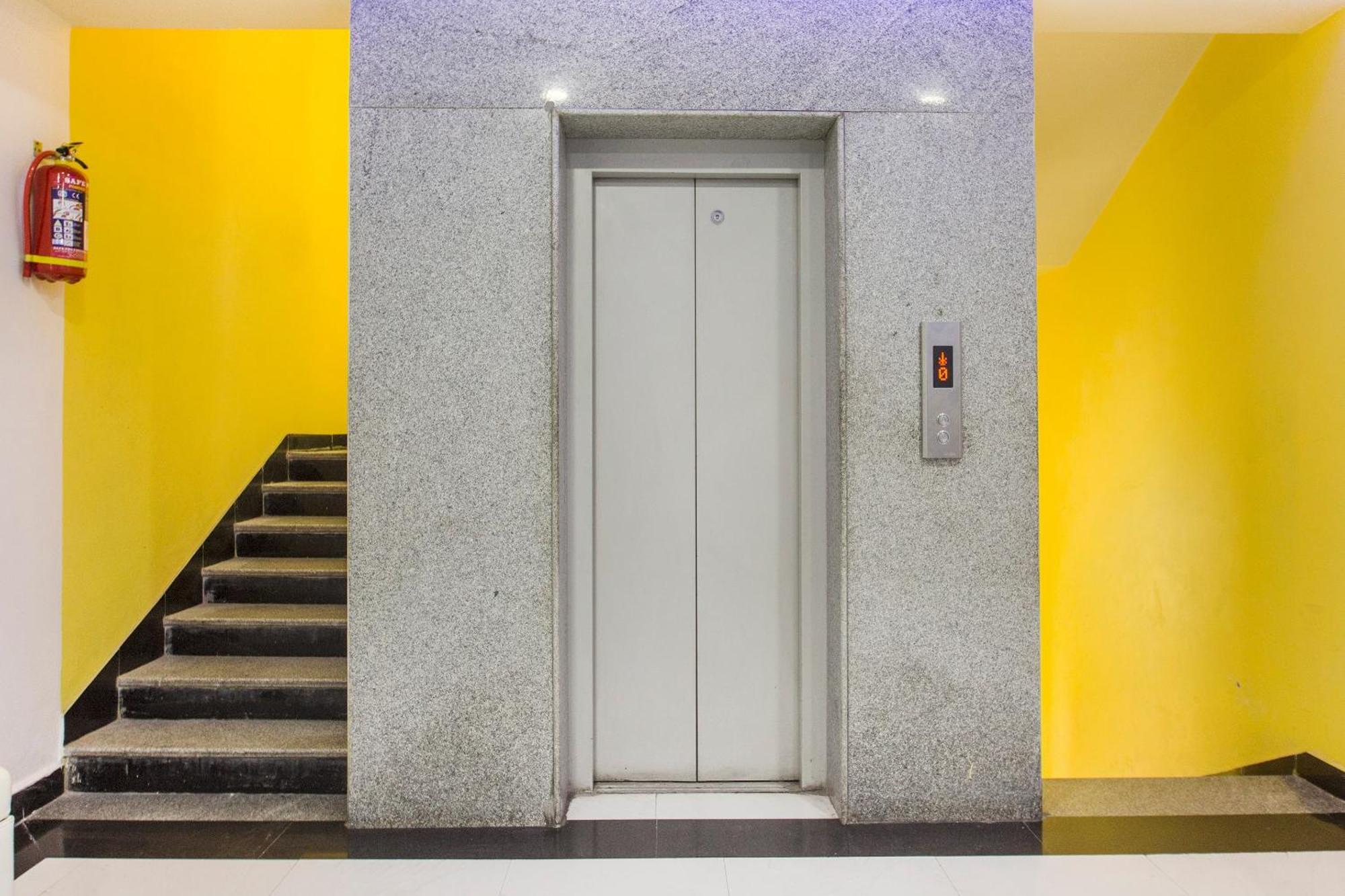 Hotel O Palak Residency Near Erragadda Metro Station Χιντεραμπάντ Εξωτερικό φωτογραφία